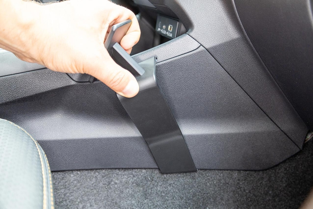 Brodit ProClip, Subaru Impreza 24-26