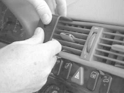 Mercedes Benz C-Klasse 93-99, Sentrert