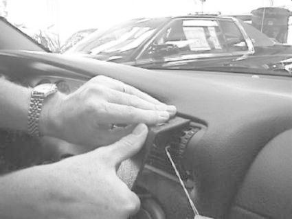 Opel Omega 94-99, Sentrert