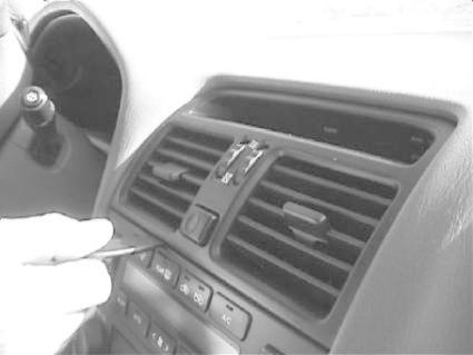 Lexus LS Serie 95-98, Sentrert