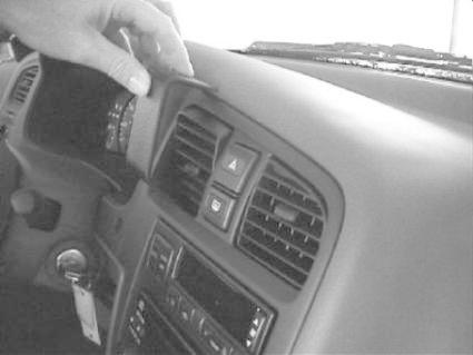 Nissan Primera 96-99, Sentrert