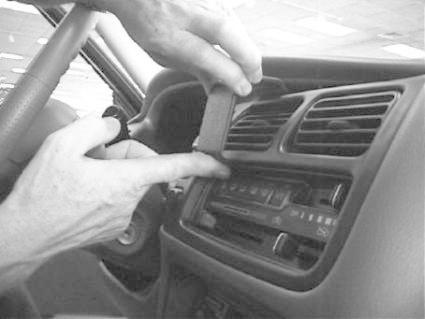 Chevrolet Tracker 98-04, Sentrert