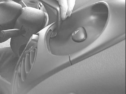 Peugeot 206 99-08, Sentrert