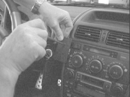 Lexus IS Serie 01-05, Sentrert