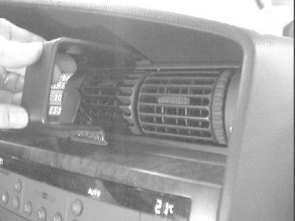 Opel Omega 00-05, Sentrert