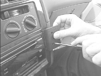 Toyota Avensis 98-00, senter