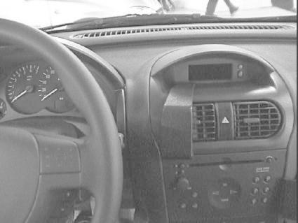 Opel Corsa 01-06, Sentrert