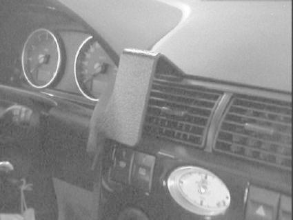 Ford Mondeo 01-07, Sentrert