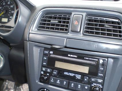 Subaru Impreza 01-04, Sentrert