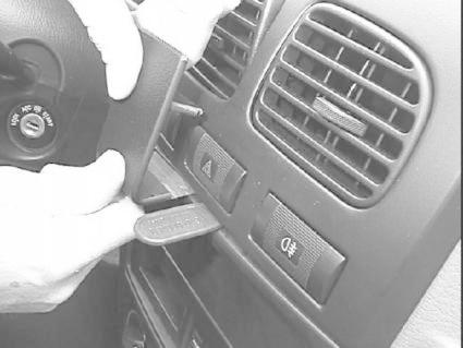 ProClip Monteringsbøyle Kia Rio 01-05, Sentrert