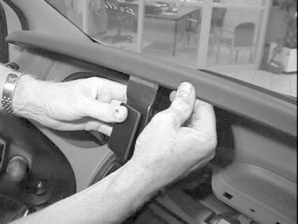 Renault Trafic 02-10, Sentrert