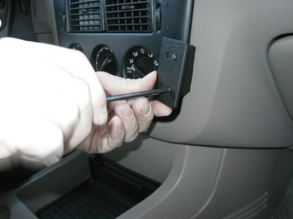 Ford Explorer 02-05, Vinklet