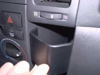 Toyota Corolla Verso 02-03, Vinklet