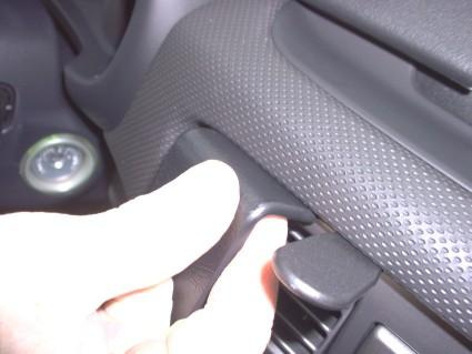 Subaru Forester 03-07, Sentrert