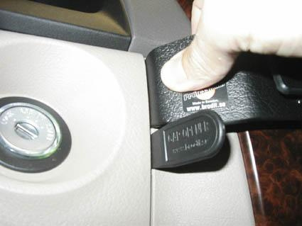 Kia Sorento 02-07, Sentrert, Brun Trepanel