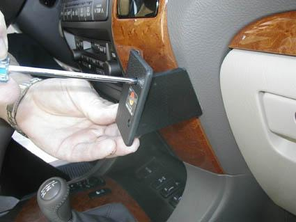 ProClip Monteringsbøyle Toyota Landcruiser 03-09/Landcruiser 120 03-09, Vinklet