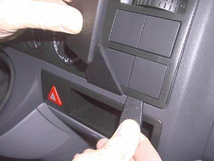 Volkswagen Caravelle 04-09, Vinklet