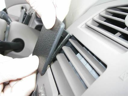 Chevrolet Malibu 04-07, Sentrert