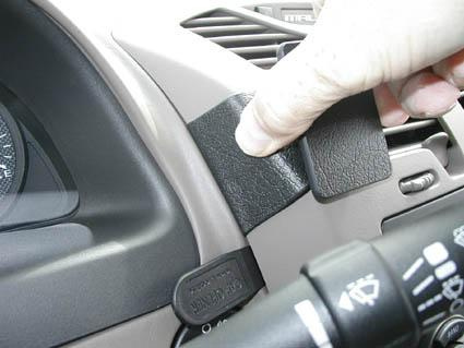 Chevrolet Malibu 04-07, Sentrert