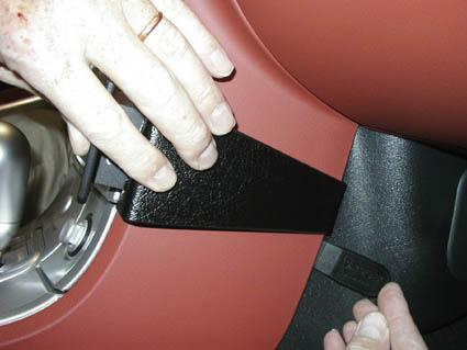 Chrysler Crossfire 04-07, Vinklet