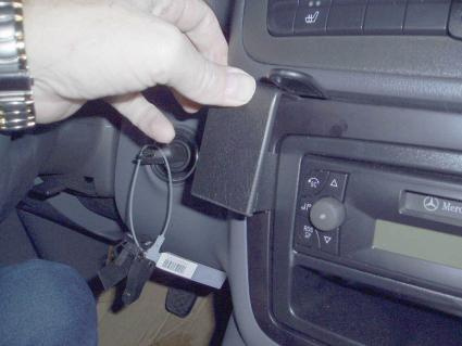 Mercedes Benz Vito 04-06, Sentrert, Lav