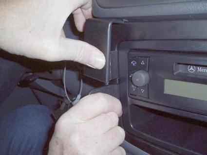 Mercedes Benz Vito 04-06, Sentrert, Lav