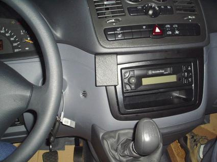 Mercedes Benz Vito 04-06, Sentrert, Lav