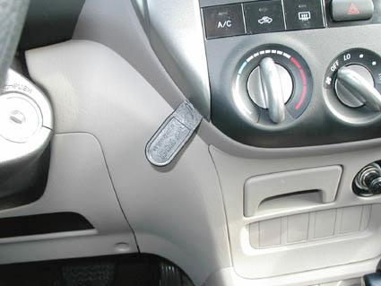 Toyota RAV 4 04-05, Sentrert