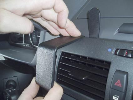 BMW X3 04-10, Sentrert