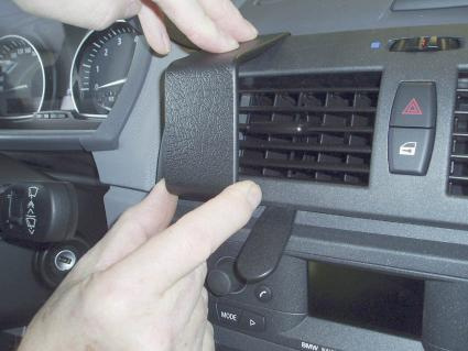 BMW X3 04-10, Sentrert