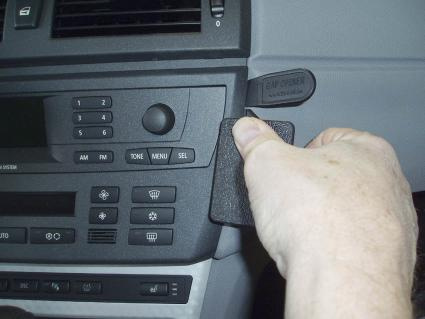 BMW X3 04-10, Vinklet