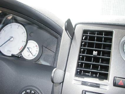 Chrysler 300C/Touring 05-10, Sentrert