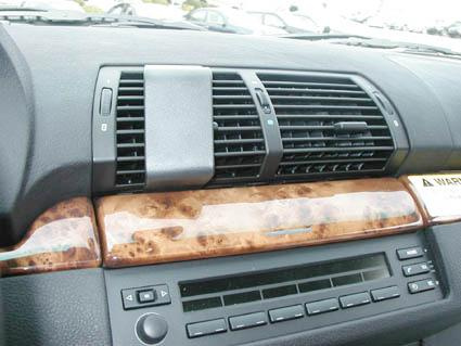 BMW X5 00-06, Sentrert