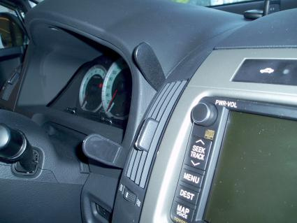 Toyota Corolla Verso 04-09, Sentrert