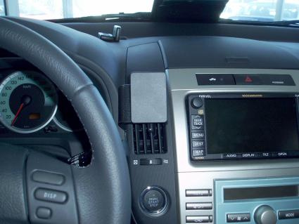 Toyota Corolla Verso 04-09, Sentrert