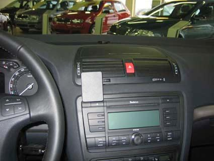 Skoda Octavia II 05-13, Sentrert