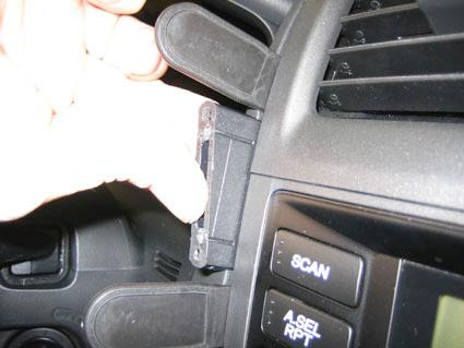 Honda Accord 03-07, Sentrert