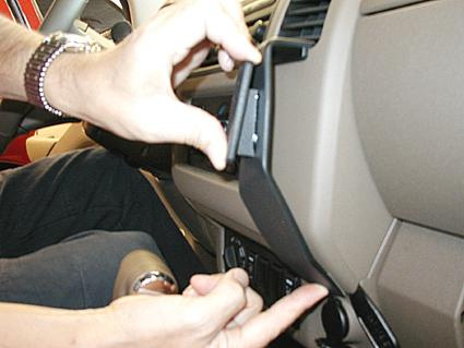 Nissan Navara 06-10, Vinklet