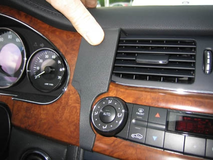 Brodit ProClip, Mercedes Benz CLS-Class 05-10