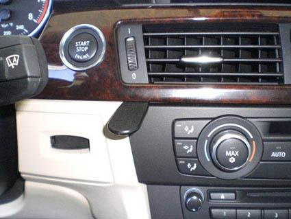 BMW 316-330/E90/E91/E92/E93 05-12, Sentrert, Trepanel, OEM Nav.