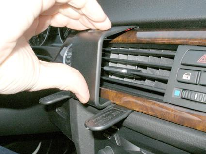 BMW 316-330/E90/E91/E92/E93 05-12, Sentrert, Trepanel