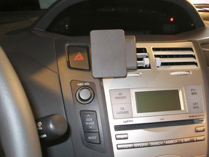 Toyota Yaris 06-11, Sentrert