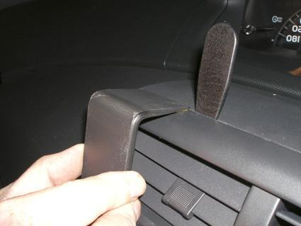 Daihatsu Materia 07-13, Sentrert