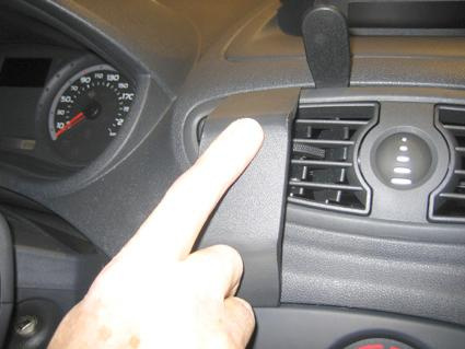 Renault Clio 06-12, Sentrert