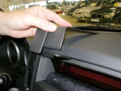 Mitsubishi Pajero 07-19, Sentrert