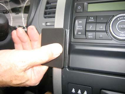 Nissan X-Trail 08-13, Sentrert