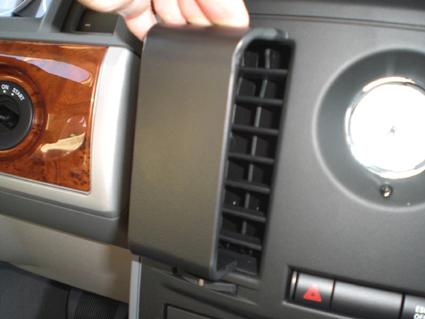 Chrysler Voyager 08-11, Sentrert