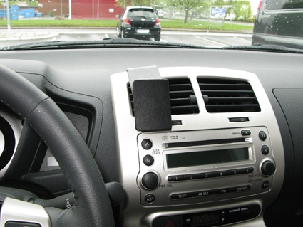 Brodit ProClip, Toyota Urban Cruiser 09-16