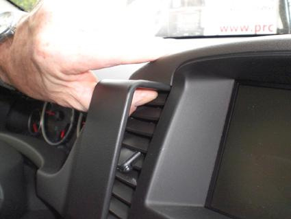 Nissan Pathfinder 10-12, Sentrert