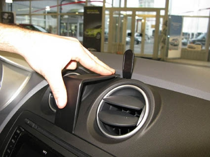 Brodit ProClip, Seat Ibiza 09-17